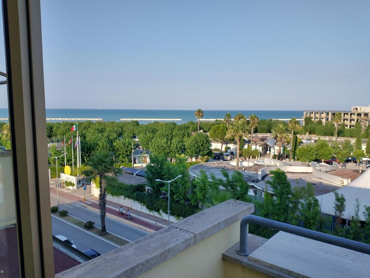 Villa Casa Rosa Porto SantʼElpidio Exterior foto